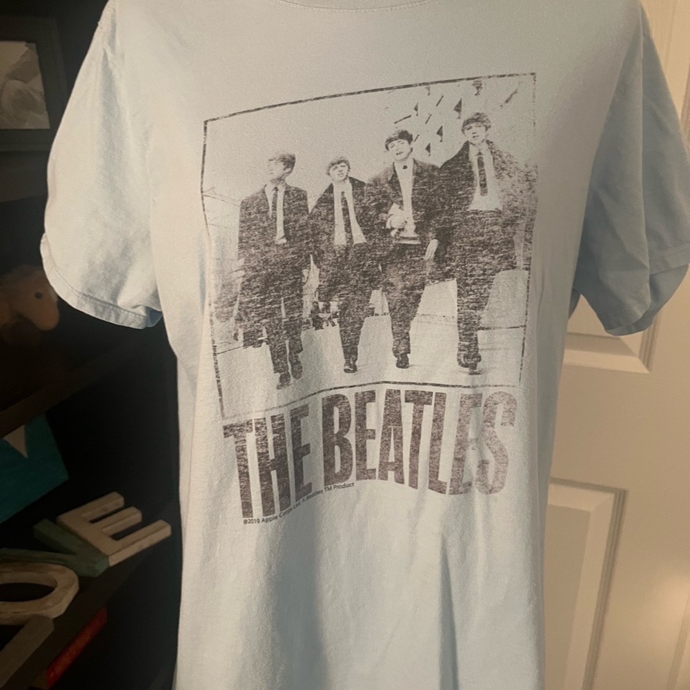 The Beatles Band Tee • Apple Corps Licensed • Light Blue Graphic T-Shirt